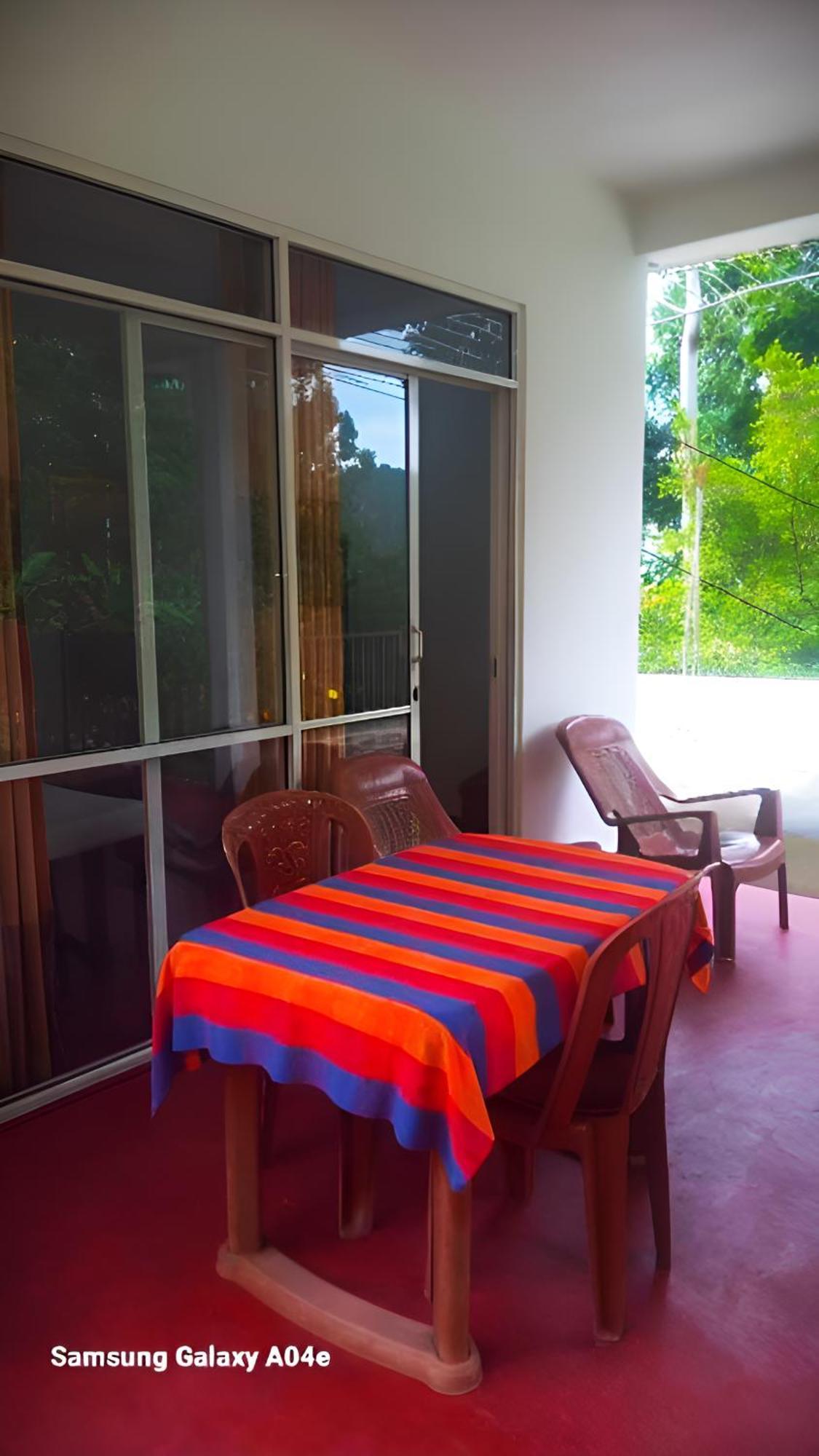 Senehas Homestay Ella Exterior foto